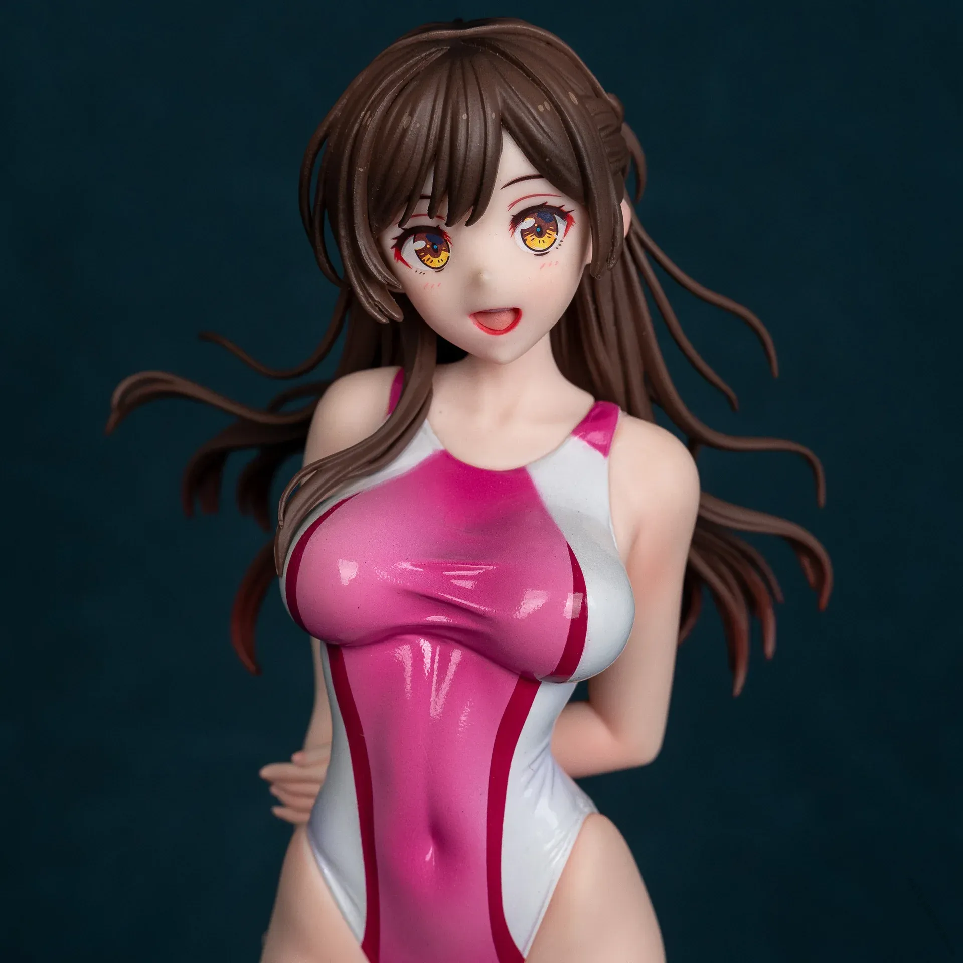 26cm Ichinose Chizuru Zwempak  - Desk Setup For Good Posture recensie en prijs